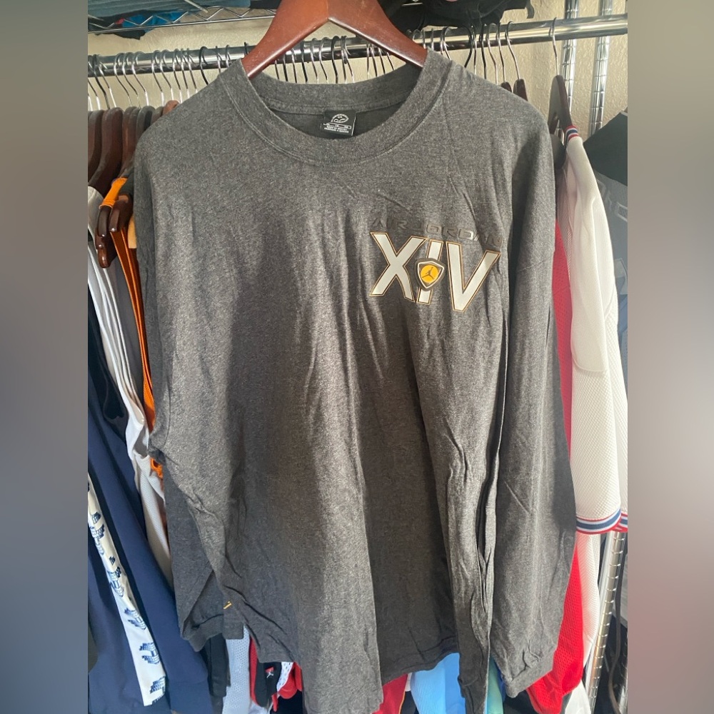 Jordan Gray Long Sleeve Shirt (Vintage)